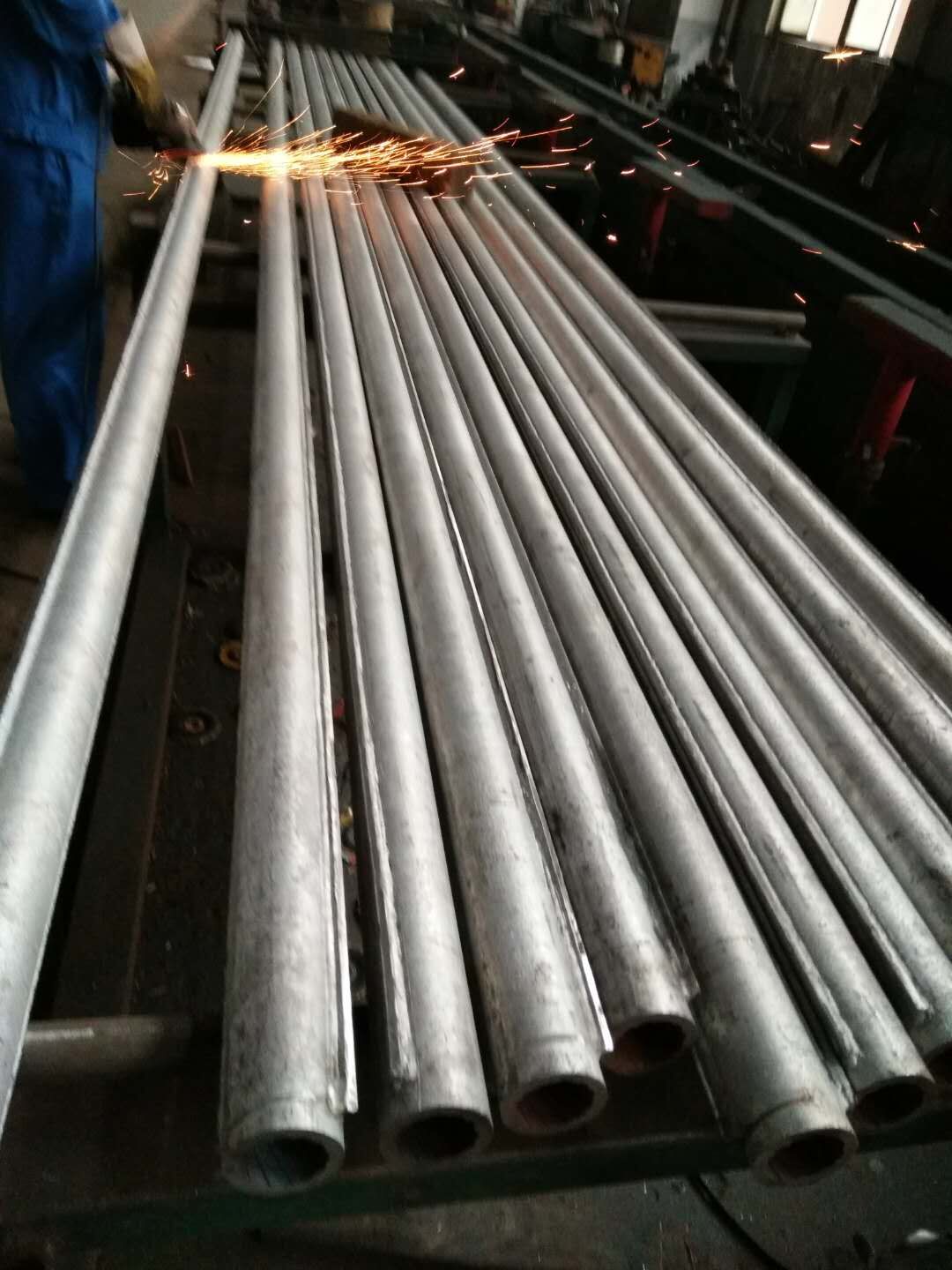 12Cr1MoVG单根双面鳍片管