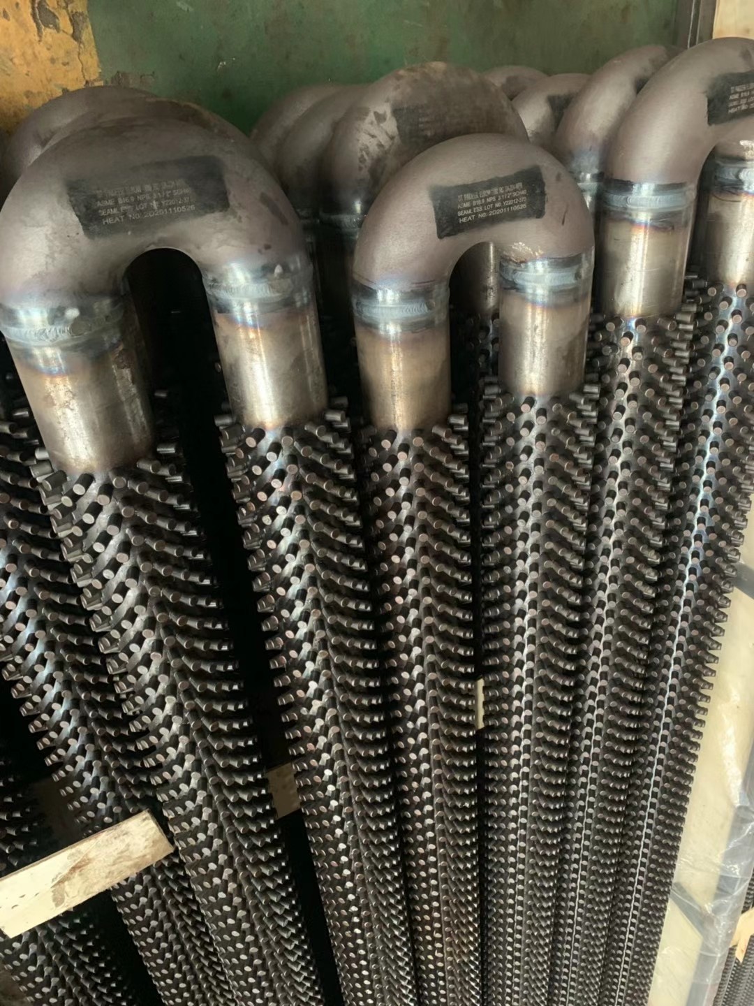 管子Φ63.5×4 ，材质12Cr1MoVG，用于低温再热器